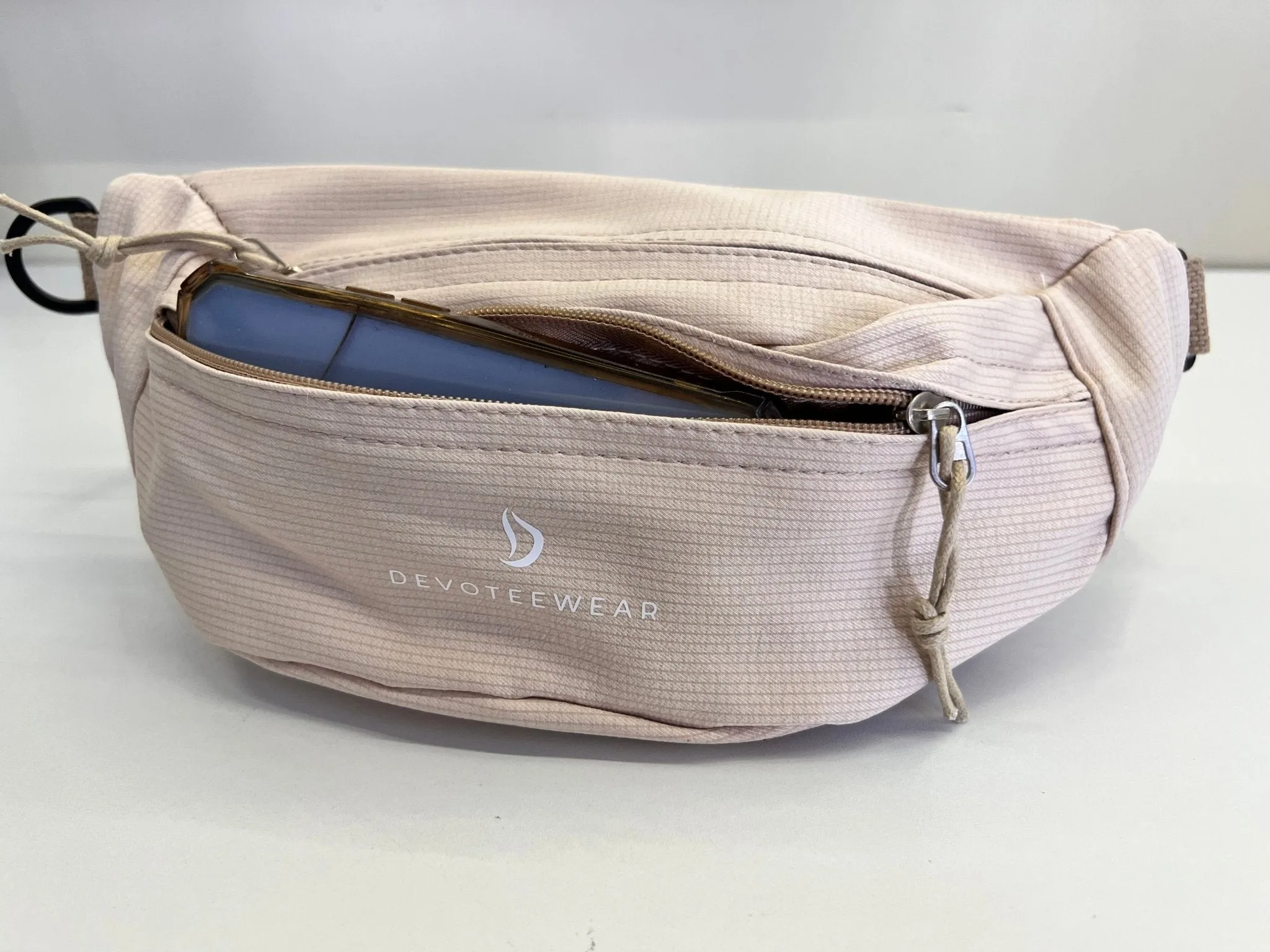 Compact Dual-Pocket Fanny Pack